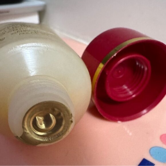 Dolce & Gabbana Pour Femme | RED CAP | Sensual Bath - Picture 7 of 7